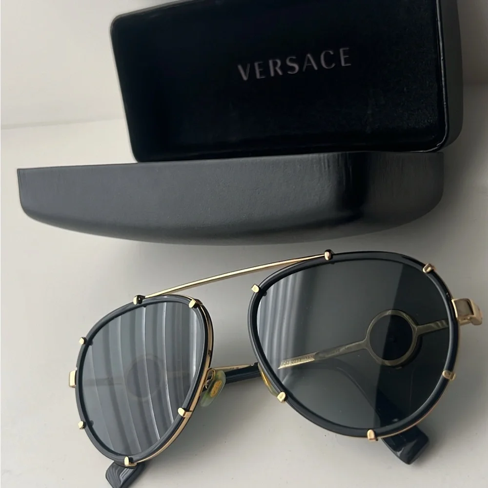 Versace -Aviator Sunglasses